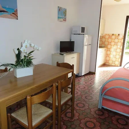 Daire Flat In A With Private Garden *
